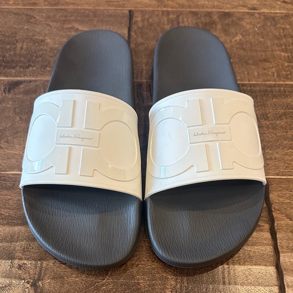 Salvatore Ferragamo Cream and Gray Slides